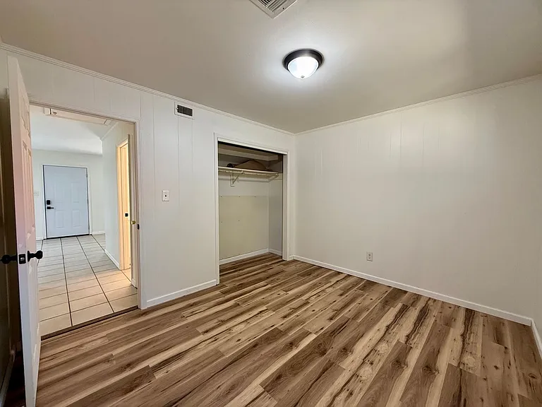 300 Olive St — Photo 26