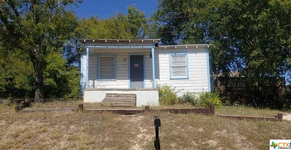1st image of 502 Hill St