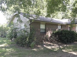 107 Little Ave, Coffeyville, KS 67337