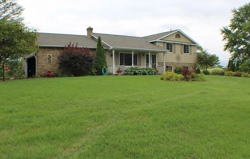 12132 Country Side Dr photo 1