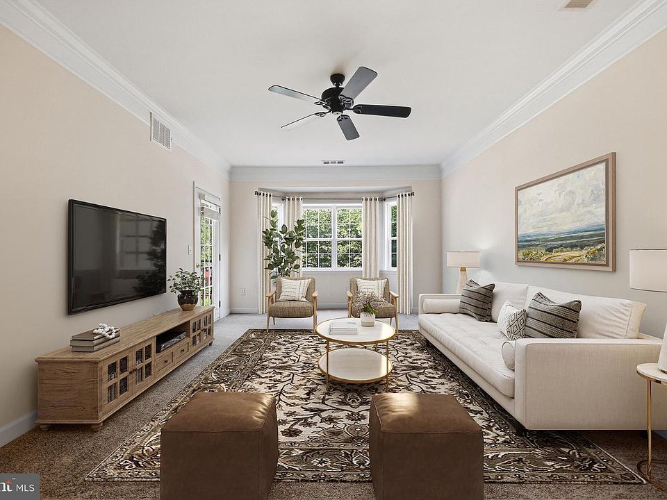 1st image of 120 Burgess Hill Way APT 207