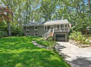 803 Noyack Rd, Southampton, NY 11968