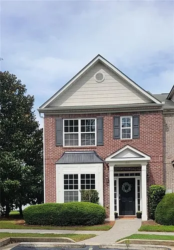 1701 Heights Cir NW Photo 1