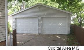 2nd image of 1509 W Lawrence Ave