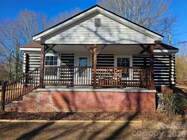 114 Beacon Hl, Ellenboro, NC 28040
