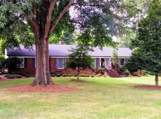 955 Nottingham Rd, High Point, NC 27262