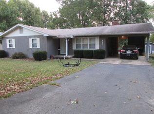 613 Ridgeway Dr, Mountain View, MO 65548