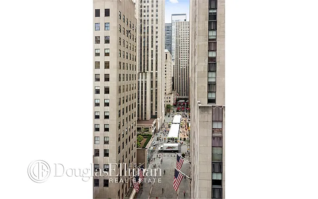 Sold by Douglas Elliman | media 2