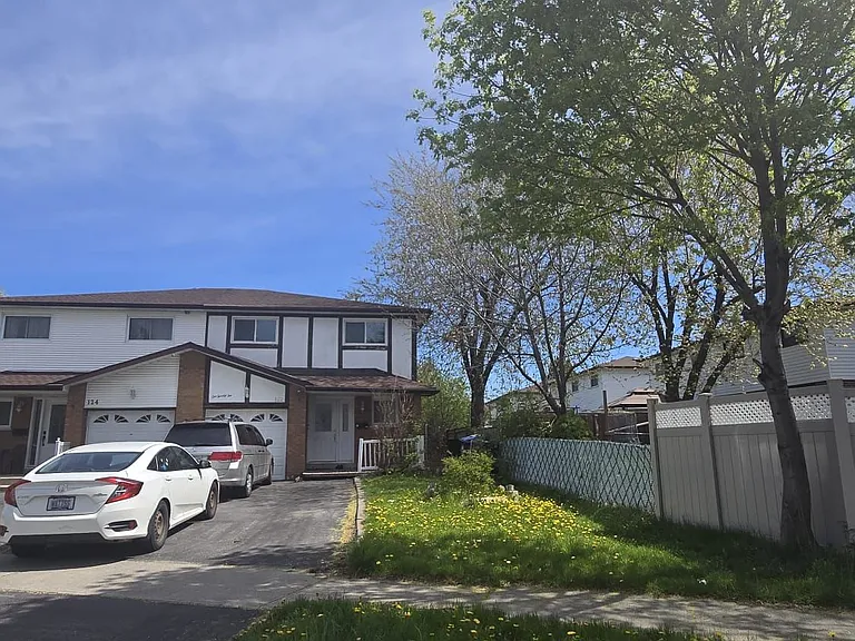 122 Kingswood Dr — Photo 6