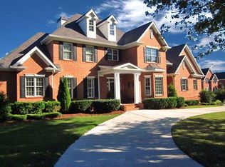 3440 Reflecting Dr, Chattanooga, TN 37415