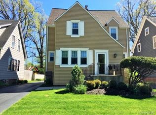 64 Charlestown Rd, Amherst, NY 14226