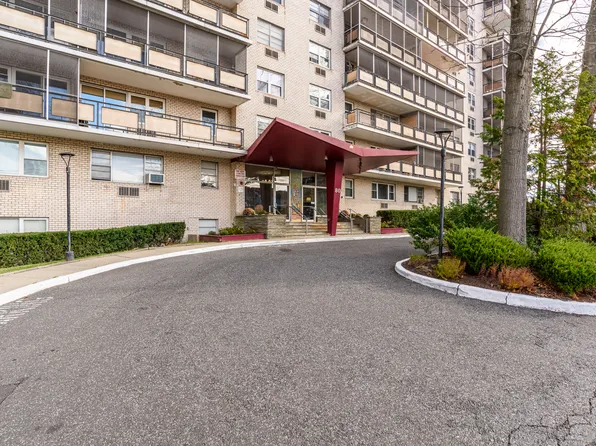 80 Cartright Street #5D, Bridgeport, CT 06604