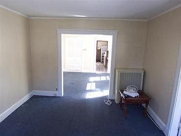 2nd image of 75-77 Beechcroft St #262