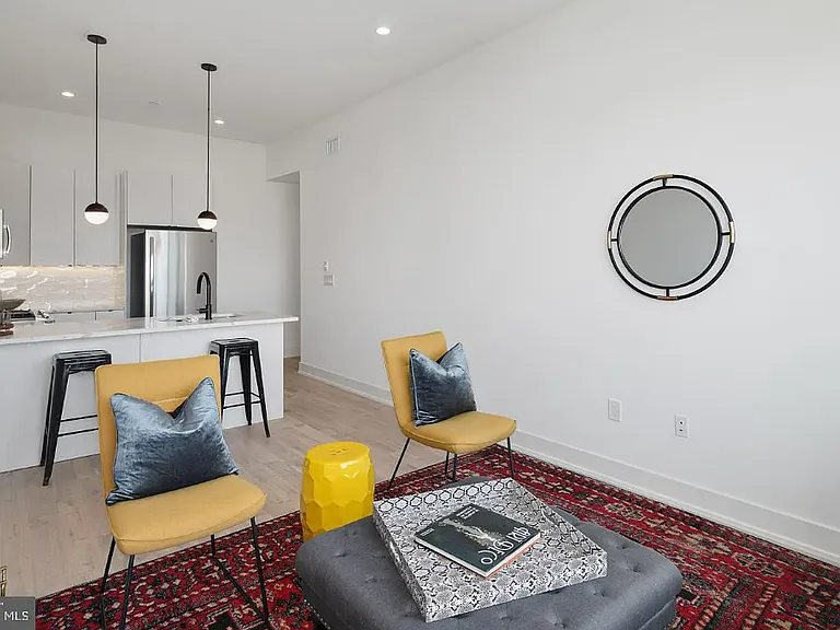 2031 S 20th St #8 — Photo 4