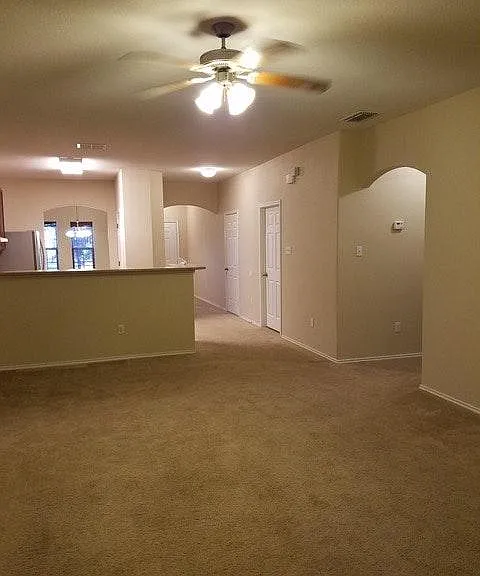 814 Rivera Way — Photo 6