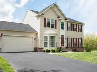 228 Larchmont Ln, West Grove, PA 19390