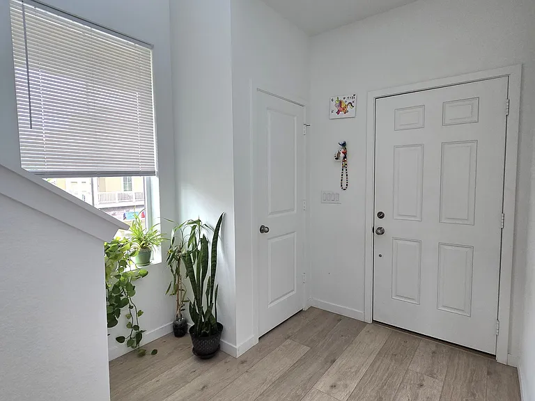 661 Lillibrook Pl — Photo 15