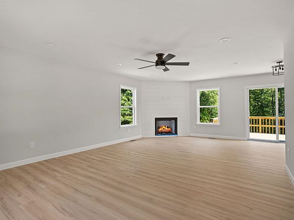 2nd image of 9 Lyman Lake Rd