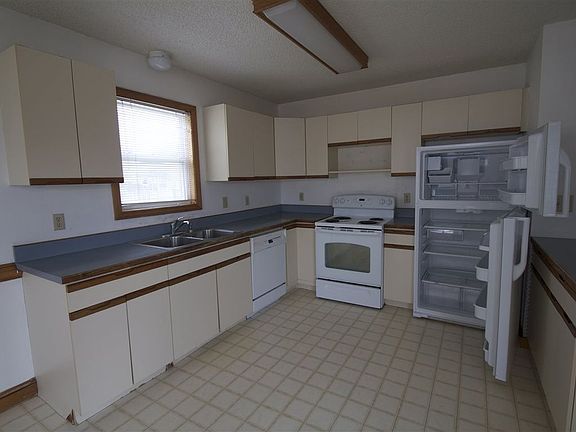 4th image of 113 Quork Ct