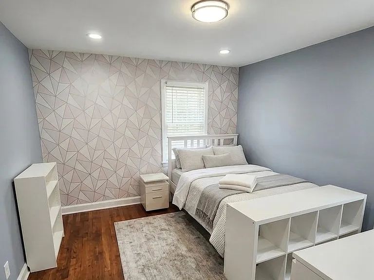 806 Lindegar St — Photo 5