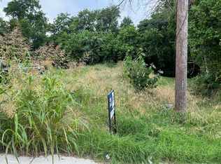 323 Bonnie View Rd, Dallas, TX 75203