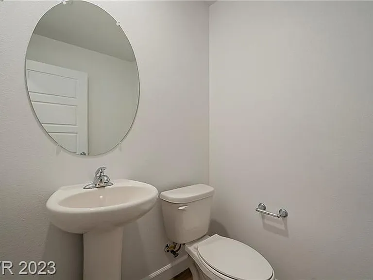 689 Omaggio Pl — Photo 12