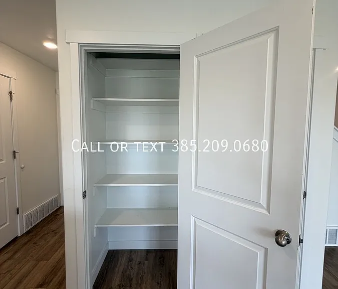 1356 S Windy Ridge Dr — Photo 5