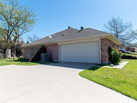 4th image of 604 Valleyridge Ct