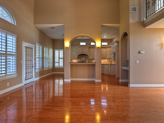 2nd image of 20607 Sunny Shores Dr
