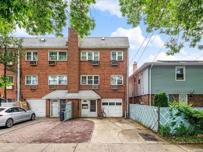 84-09 266 Street, Floral Park, NY, 11001