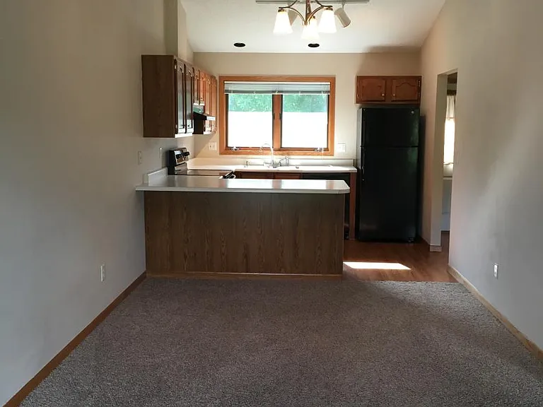 1039 22nd Ave — Photo 7