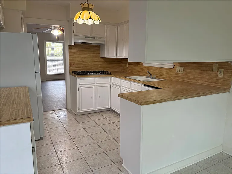 11913 Rennalee Loop — Photo 9