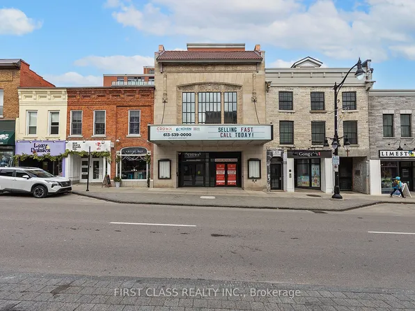 223 Princess St #403, Kingston, ON K7L 0G8