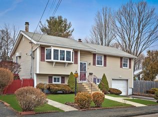 20 Gallows Hill Rd, Salem, MA 01970