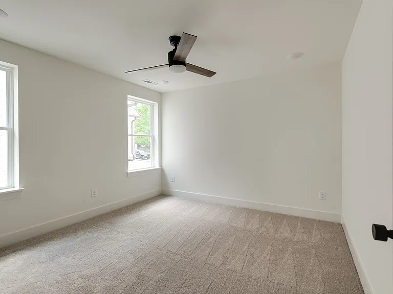 3802 Syfert Ln — Photo 21