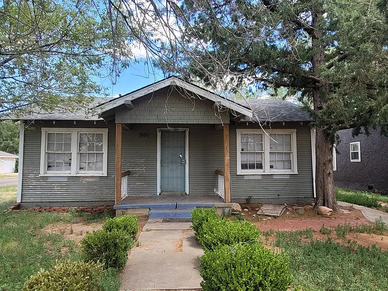 901 S Louisiana St — Photo 1
