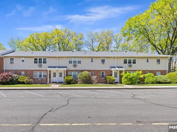 4D Lakeview Ave #4D, Leonia, NJ 07605