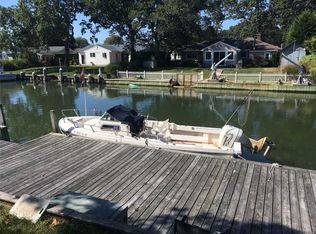 14 Bonita Rd, East Quogue, NY 11942