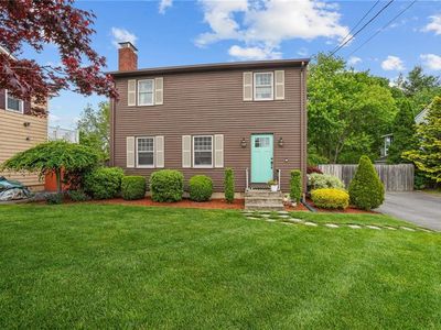 30 Lloyd Phillips Ct, Pawtucket, RI, 02861