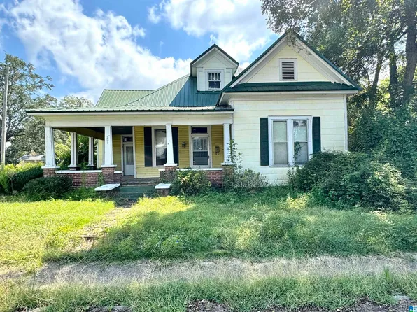 203 3rd St SE, Aliceville, AL 35442