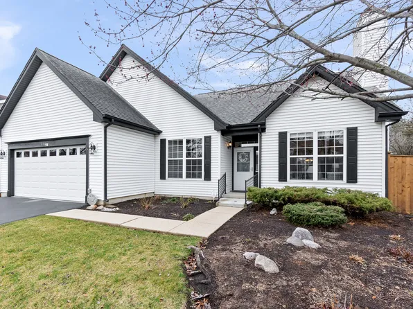 348 Timber Oaks Dr, North Aurora, IL 60542