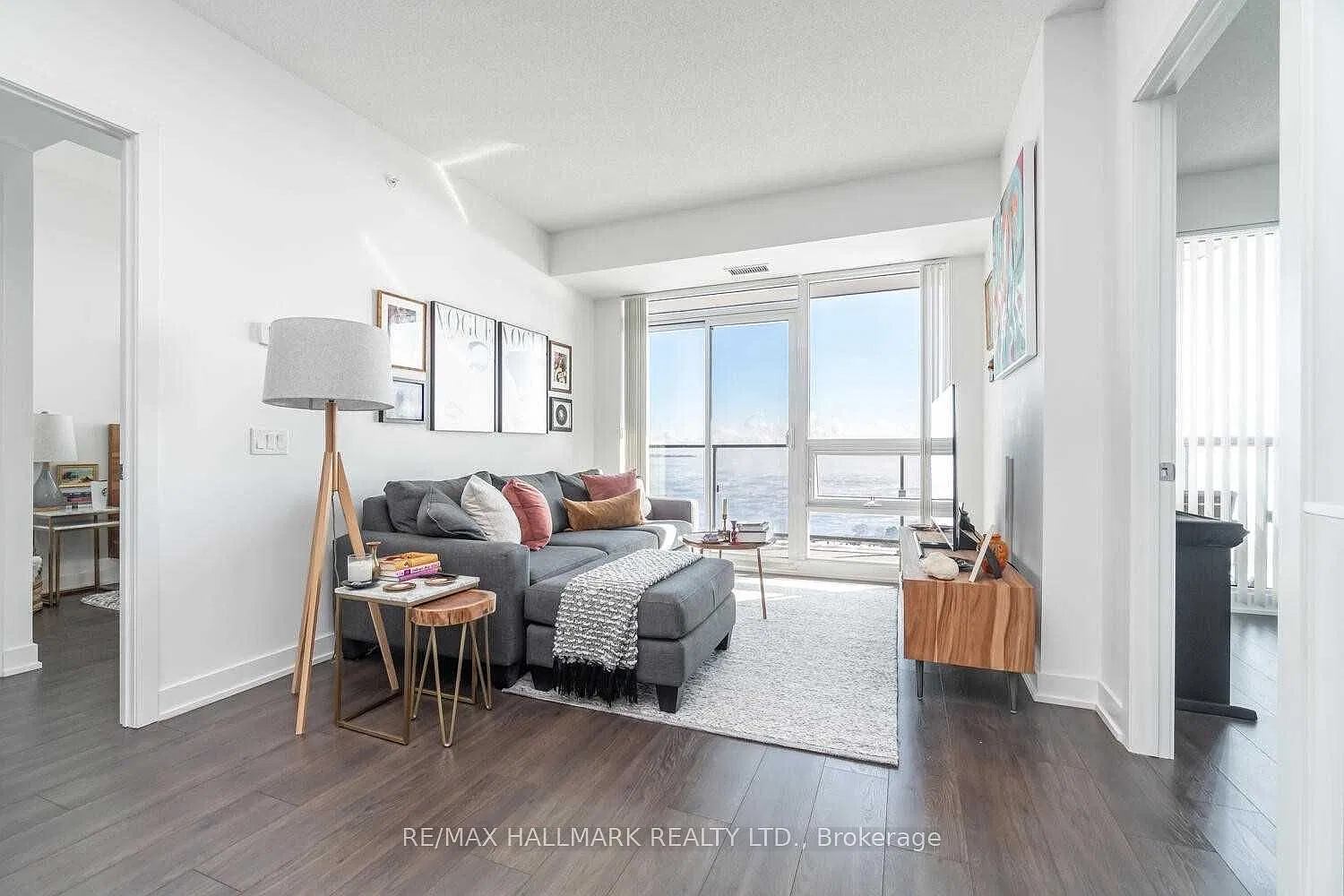3 bed, $3,150 — Photo 2