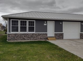 976 W Bergera Rd, Braidwood, IL 60408