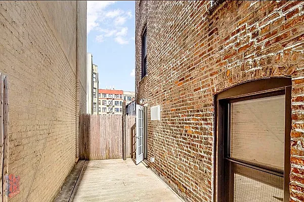 Rented by DALLAL | media 11