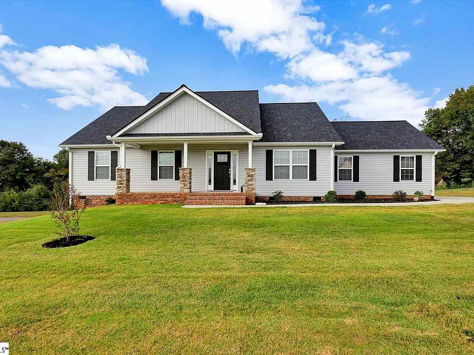 1st image of 120 Deyoung Meadows Dr