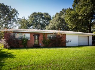 1821 Savoy Rd, Youngsville, LA 70592