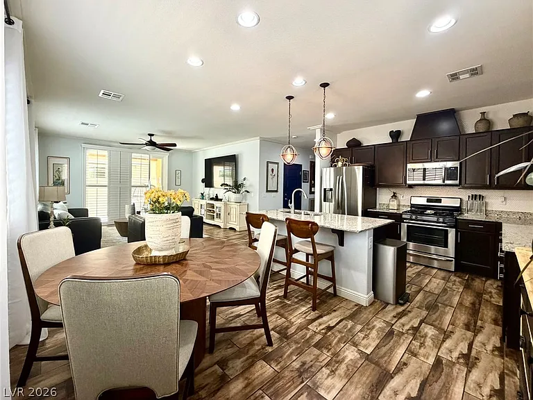 7170 Steubling Glen St — Photo 10