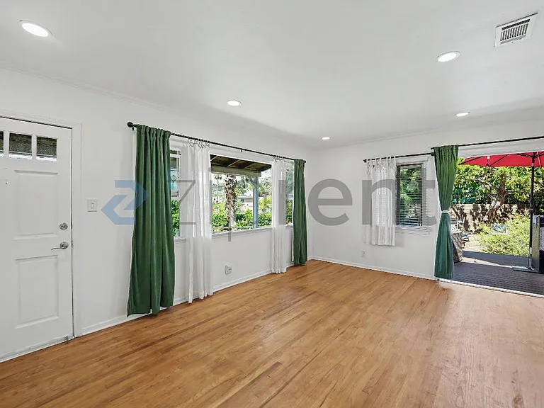 1410 Dartmouth Dr — Photo 22