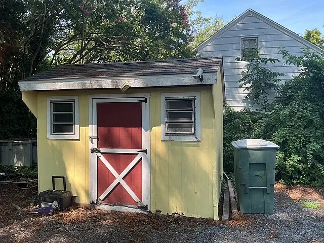 922 Johnson St — Photo 12