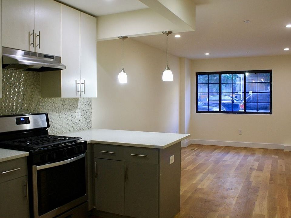 1st image of 25 Fayette St #1P